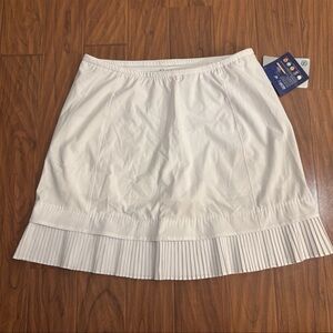 NWT IBKUL White Pleated Womens Skirt with Shorts Medium UPF 50